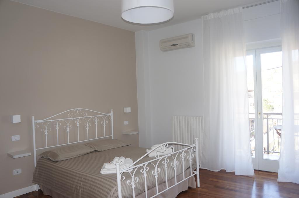 Bed and Breakfast Lullymia Crotone Habitación foto